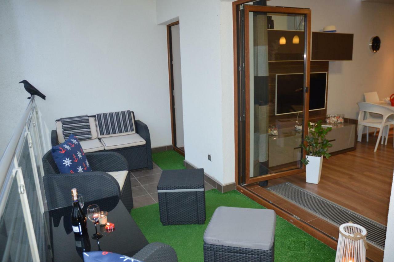 Apartament Z Widokiem Na Morze จิปโนแวค ภายนอก รูปภาพ