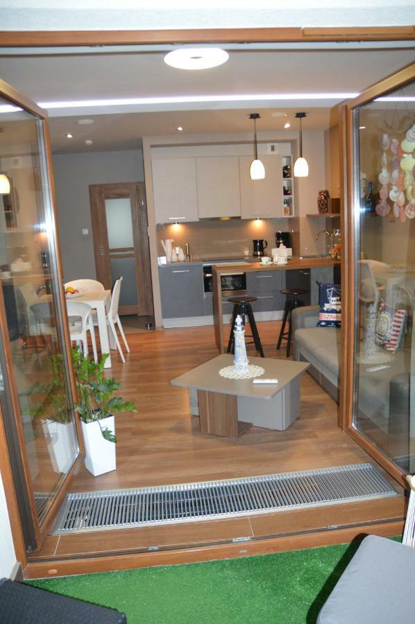 Apartament Z Widokiem Na Morze จิปโนแวค ภายนอก รูปภาพ